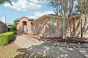 1075 Port Sullivan Dr, Little Elm, TX 75068 - Photo 2