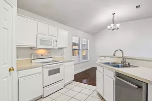 1075 Port Sullivan Dr, Little Elm, TX 75068 - Photo 12