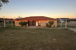120 Don Propp Rd, Azle, TX 76020 - Photo 2