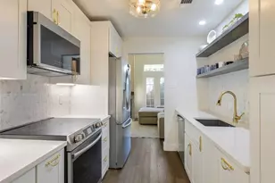 3605 Brown St, Dallas, TX 75219 - Photo 8