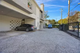 3605 Brown St, Dallas, TX 75219 - Photo 18