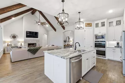 235 Columbia Court, Springtown, TX 76082 - Photo 10