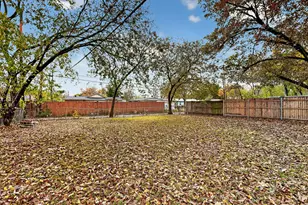 2430 Bluffton Dr, Dallas, TX 75228 - Photo 38