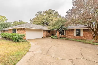 917 Bucknell Drive, Arlington, TX 76012 - Photo 1