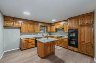 917 Bucknell Dr, Arlington, TX 76012 - Photo 16