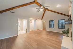 917 Bucknell Dr, Arlington, TX 76012 - Photo 6