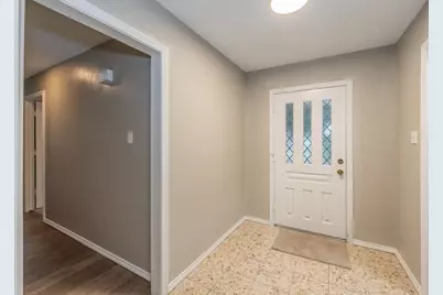 917 Bucknell Drive, Arlington, TX 76012 - Photo 4