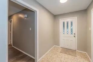 917 Bucknell Dr, Arlington, TX 76012 - Photo 4