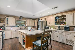 116 Nottingham Cir, Bridgeport, TX 76426 - Photo 4