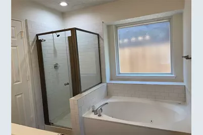 1918 Putman Way, Garland, TX 75040 - Photo 6