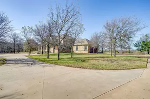 1600 Oak Ridge Estates, Weatherford, TX 76085 - Photo 6