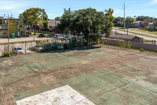 9807 Walnut St, Dallas, TX 75243 - Photo 12