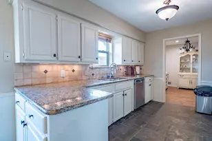 10042 Edgecove Dr, Dallas, TX 75238 - Photo 6