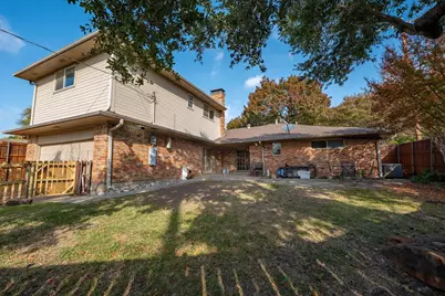 10042 Edgecove Drive, Dallas, TX 75238 - Photo 18