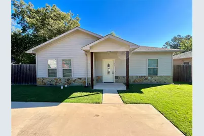 929 S Montgomery Street, Sherman, TX 75090 - Photo 1