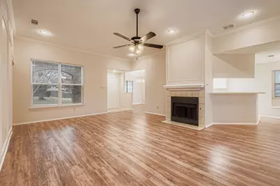 943 Aspen Drive, DeSoto, TX 75115 - Photo 6