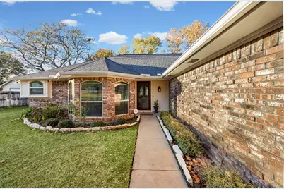 112 Saddle Hills Road, Burleson, TX 76028 - Photo 8