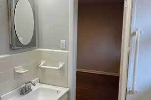 501 Merrill Dr, Bedford, TX 76022 - Photo 16