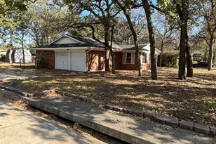 501 Merrill Dr, Bedford, TX 76022 - Photo 1