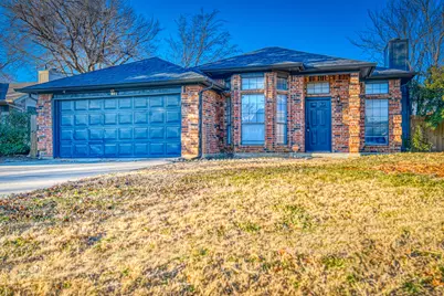 807 Wind Brooke Drive, Arlington, TX 76001 - Photo 1