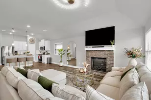 347 Saltmeadow Ln, Red Oak, TX 75154 - Photo 16