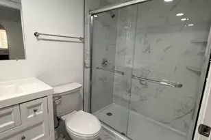 4610 Victor St, Dallas, TX 75246 - Photo 4