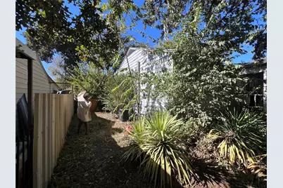 4824 Tallman Street, Fort Worth, TX 76119 - Photo 10