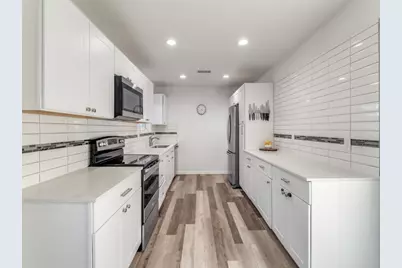 9115 Boundbrook Avenue, Dallas, TX 75243 - Photo 10