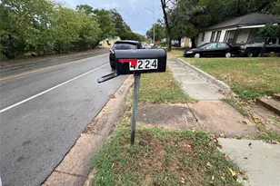 4224 Ramey Ave, Fort Worth, TX 76105 - Photo 2