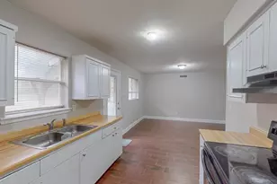 3842 Commonwealth Dr, Garland, TX 75043 - Photo 16