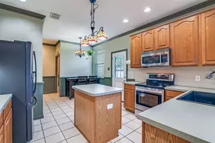 10702 Augusta Ln, Rowlett, TX 75089 - Photo 8