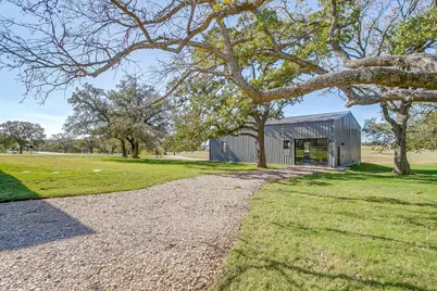 2001 Pinetree Post, Weatherford, TX 76087 - Photo 4