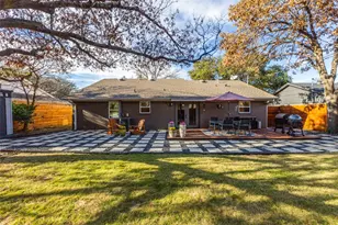 11147 Paddock Cir, Dallas, TX 75238 - Photo 24