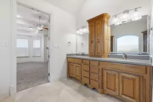 120 Palomino Ct, Shady Shores, TX 76208 - Photo 20