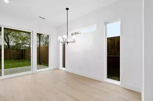 2812 Guymon St, Dallas, TX 75212 - Photo 8