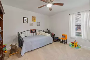 605 S 3rd St, Grandview, TX 76050 - Photo 16