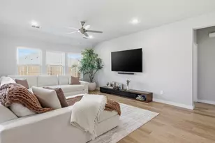 530 Chambers Wy Dr, Red Oak, TX 75154 - Photo 10