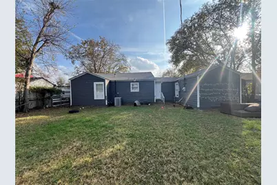 3705 S Littlejohn Avenue, Fort Worth, TX 76105 - Photo 14