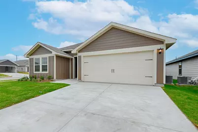 6118 Boardwalk Lane, Princeton, TX 75407 - Photo 2
