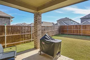 1916 Jumper Flds Dr, Aubrey, TX 76227 - Photo 28