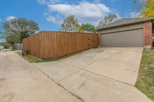 1416 Holveck Dr, Cedar Hill, TX 75104 - Photo 26