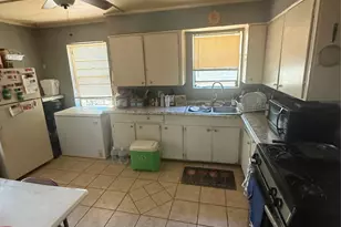 4305 Carmel Ave, Fort Worth, TX 76119 - Photo 16