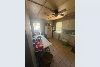 4305 Carmel Avenue, Fort Worth, TX 76119 - Photo 6