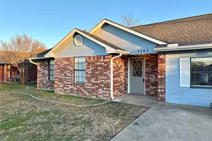 2105 Melody Cir, Kaufman, TX 75142 - Photo 2