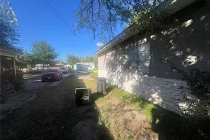 1217 High St, Fort Worth, TX 76110 - Photo 16