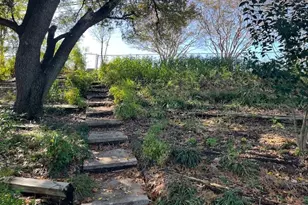 741 14th St, Grand Prairie, TX 75050 - Photo 32