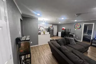 1722 Proctor Dr, Grand Prairie, TX 75051 - Photo 8
