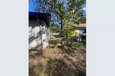 1722 Proctor Drive, Grand Prairie, TX 75051 - Photo 10