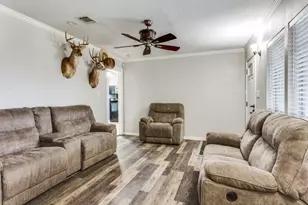 2748 Timberline Dr, Fort Worth, TX 76119 - Photo 8