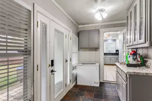 2748 Timberline Dr, Fort Worth, TX 76119 - Photo 14